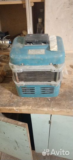 Стабилизатор напряжения сети 220в