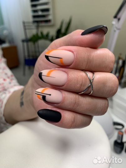 Маникюр Педикюр