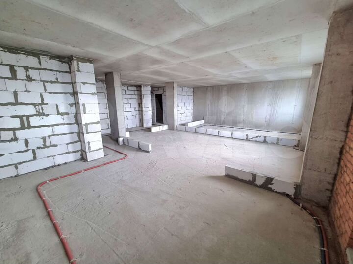 3-к. квартира, 100 м², 20/27 эт.