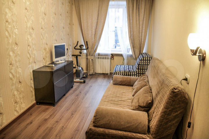 2-к. квартира, 45 м², 4/6 эт.