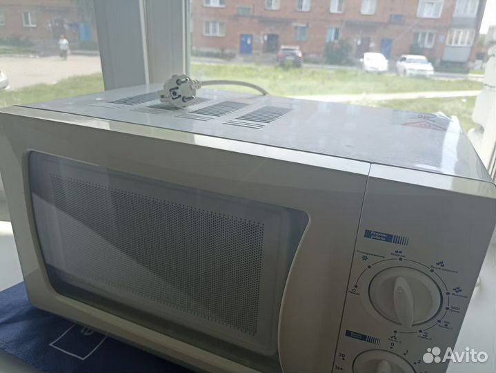 Микроволновая печь