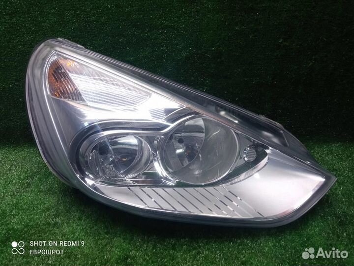 Фара правая Ford S-MAX (2006-2015)