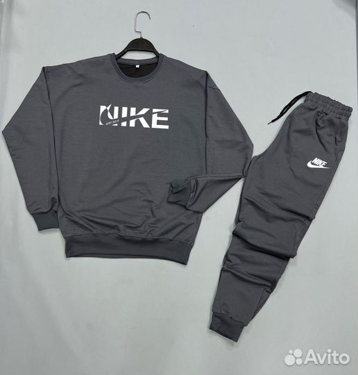 Мужской спортивный костюм nike