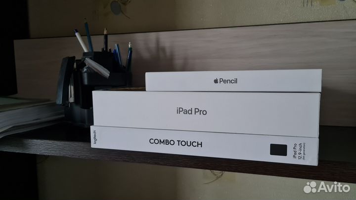 iPad pro 2018 256gb pencil + keyboard