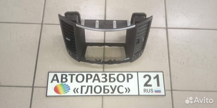 Рамка под магнитолу Инфинити Infiniti QX70