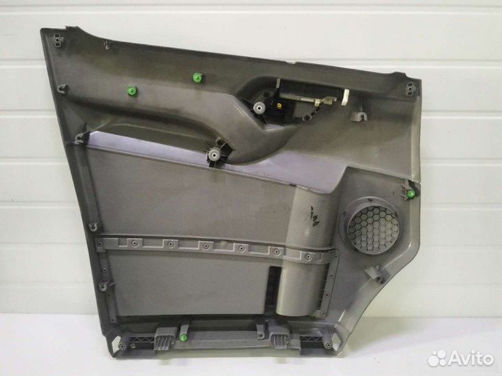 Обшивка двери Mercedes Sprinter W906