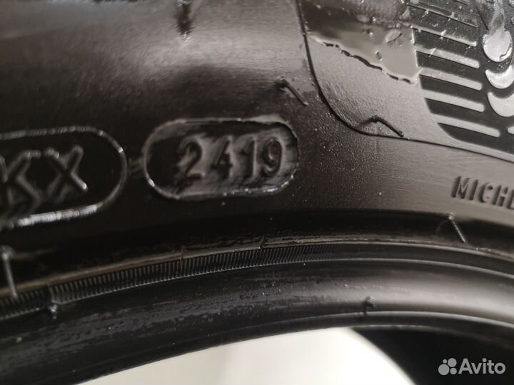 Michelin X-Ice North 4 SUV 225/55 R19