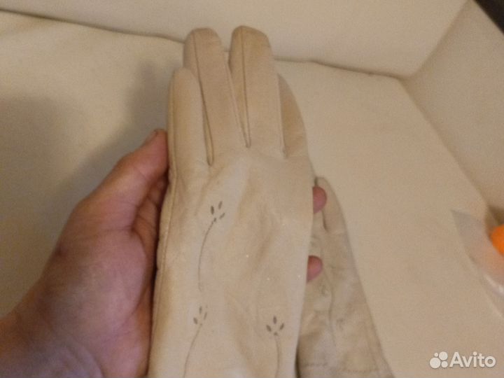 Перчатки женские кожаные новые 7.5