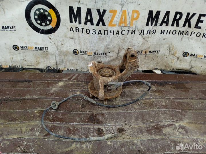 Кулак поворотный Ford Scorpio 2.0 1988 перед. лев