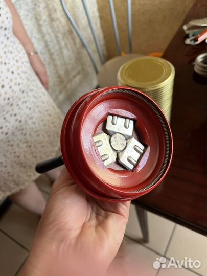 Закаточная машинка