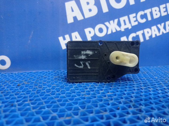 Моторчик заслонок отопителя Daewoo Lacetti седан
