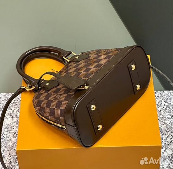 Сумка Louis Vuitton Alma BB