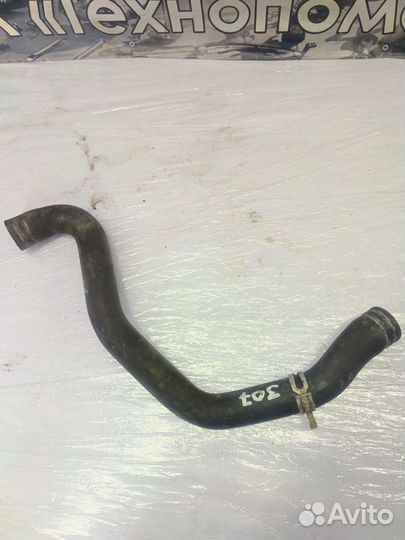 Патрубок охлаждения Peugeot 307