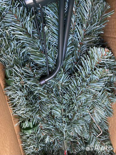 Елка искусственная