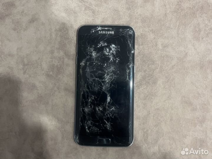 Телефон Samsung galaxy s7