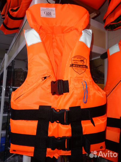 Спасательный-страховочный жилет