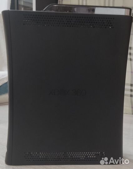 Xbox 360 Fat 120gb freeboot (прошитая)