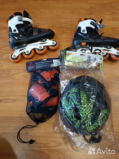 Роликовые коньки в комплекте