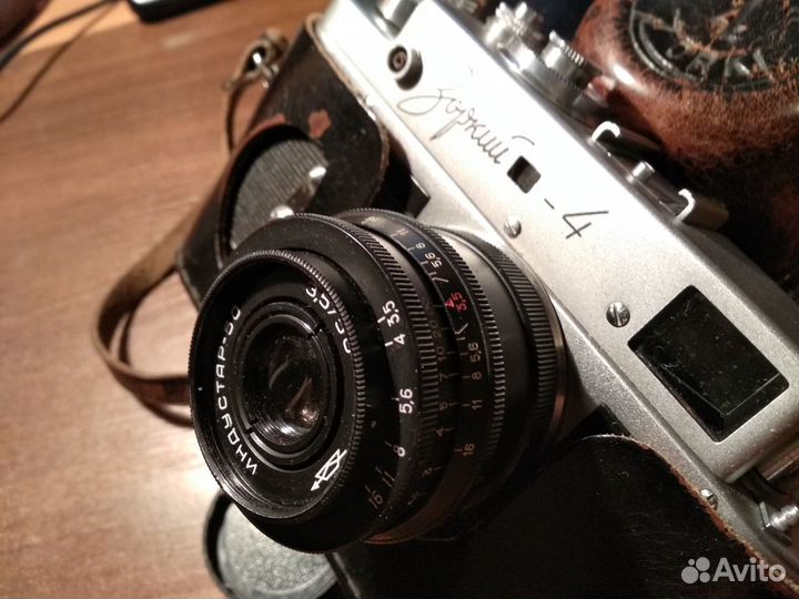 Фотоаппарат Зоркий-4