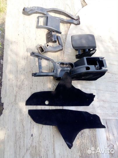 Подлокотник центральная консоль Шкода Октавия а5