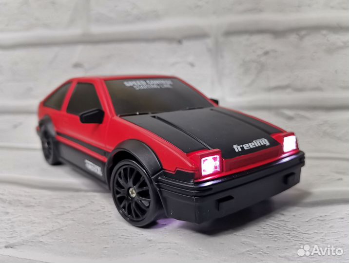 Машинка для дрифта на радиоуправлении