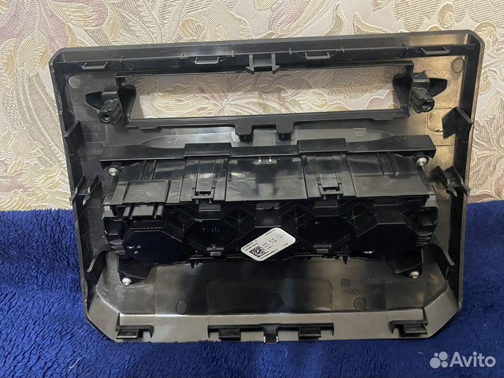 Блок управение климат контроль цифровая Рено Аркан