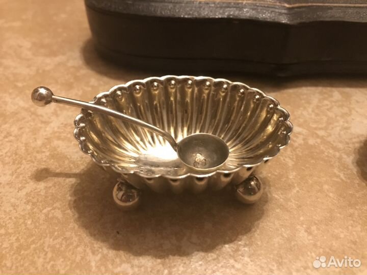 Набор солонок в коробке серебро 925. Англия 1889 г