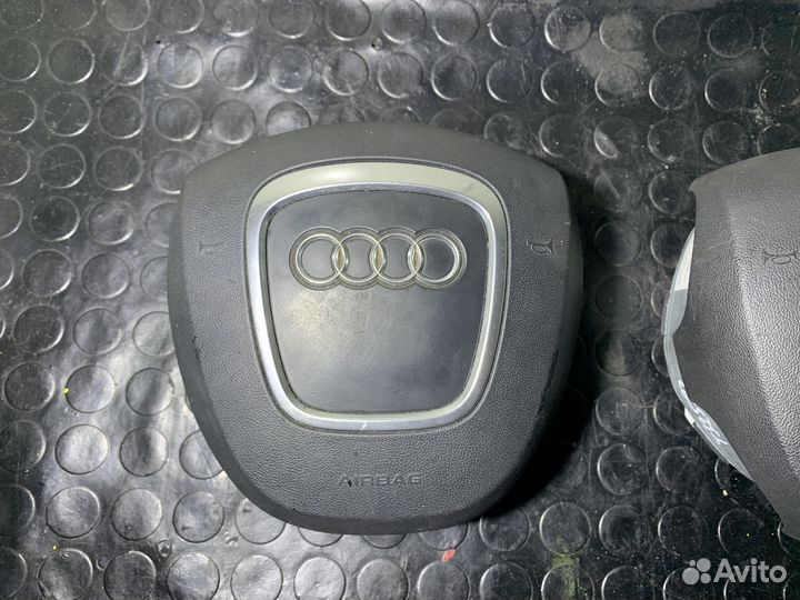 Подушка безопасности в руль Audi