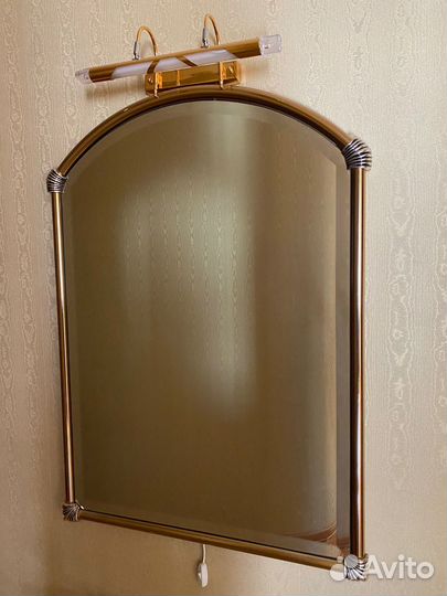 Зеркало с подсветкой