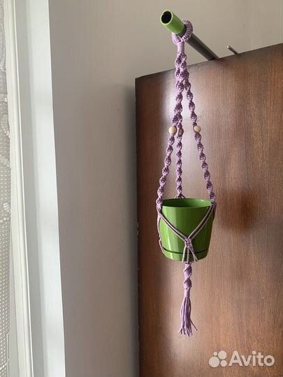 Кашпо подвесное для цветов макраме
