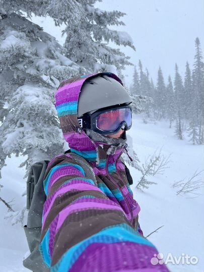 Сноубордическая куртка, горнолыжные штаны