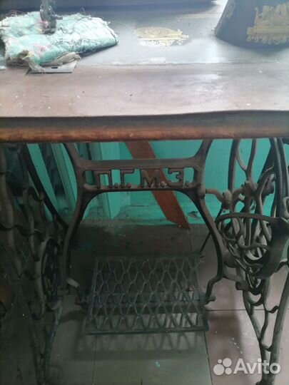 Швейная машина Госшвеймашина