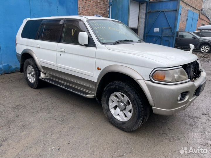 Подушка двигателя Mitsubishi Challenger K99W 6G74