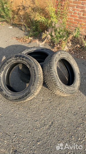 Pirelli Formula Ice 225/65 R17