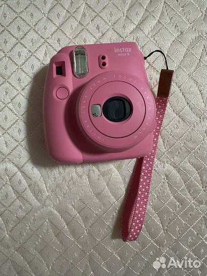 Polaroid instax mini 9