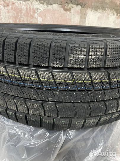 Tracmax X-Privilo S360 245/45 R20 103V