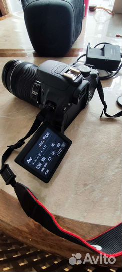 Фотоаппарат Canon EOS 650 D kit 18-135 stm