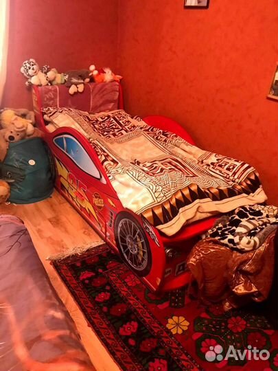 Детская кровать машина с матрасом