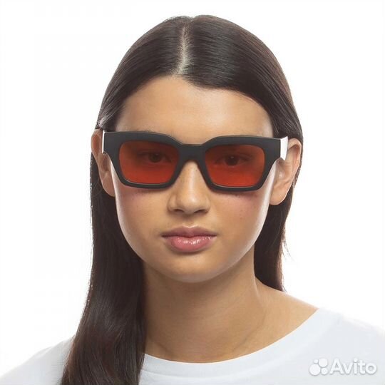 Очки Le Specs last straw