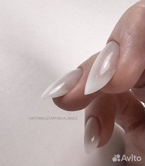 Маникюр, наращивание ногтей, педикюр