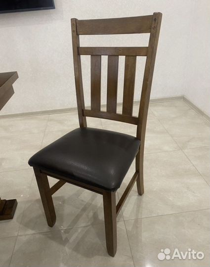 Стол и 6 стульев