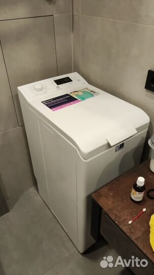 Стиральная машина Electrolux EWT1264ILW