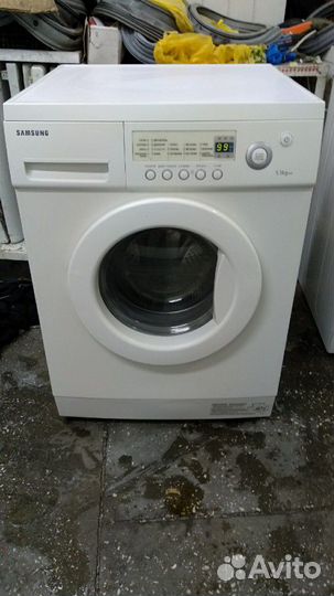 Стиральная машина Самсунг большой, загрузка 5,5 кг