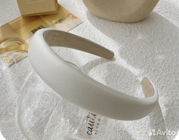 Ободок для волос белый