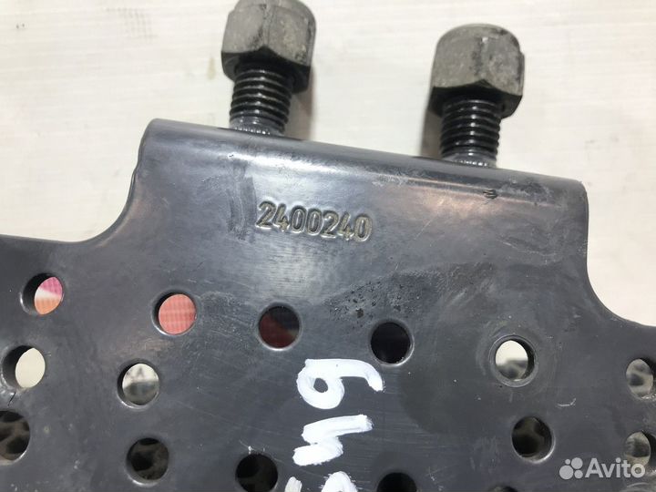 Кронштейн электромагнитного клапана