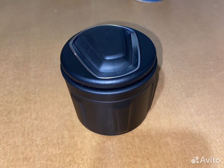 Пепельница оригинал Бмв