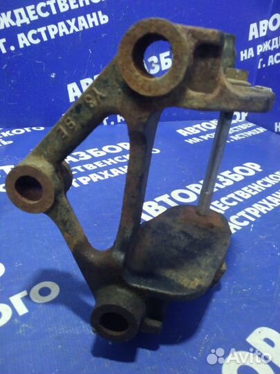 Кронштейн опоры двигателя Mazda 6 Gh седан L8 2008