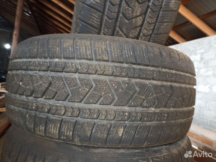 Tourador Winter Pro TSU1 245/40 R19 и 275/35 R19 100V