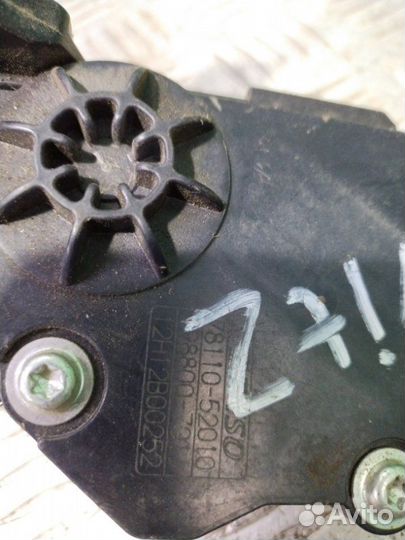 Педаль газа Toyota Vitz хэтчбек 3Л 2007