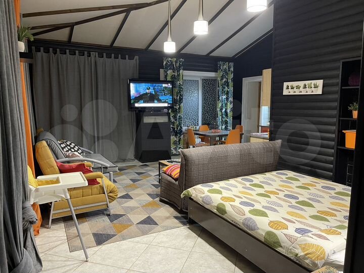 Дом 56 м² на участке 3 сот.